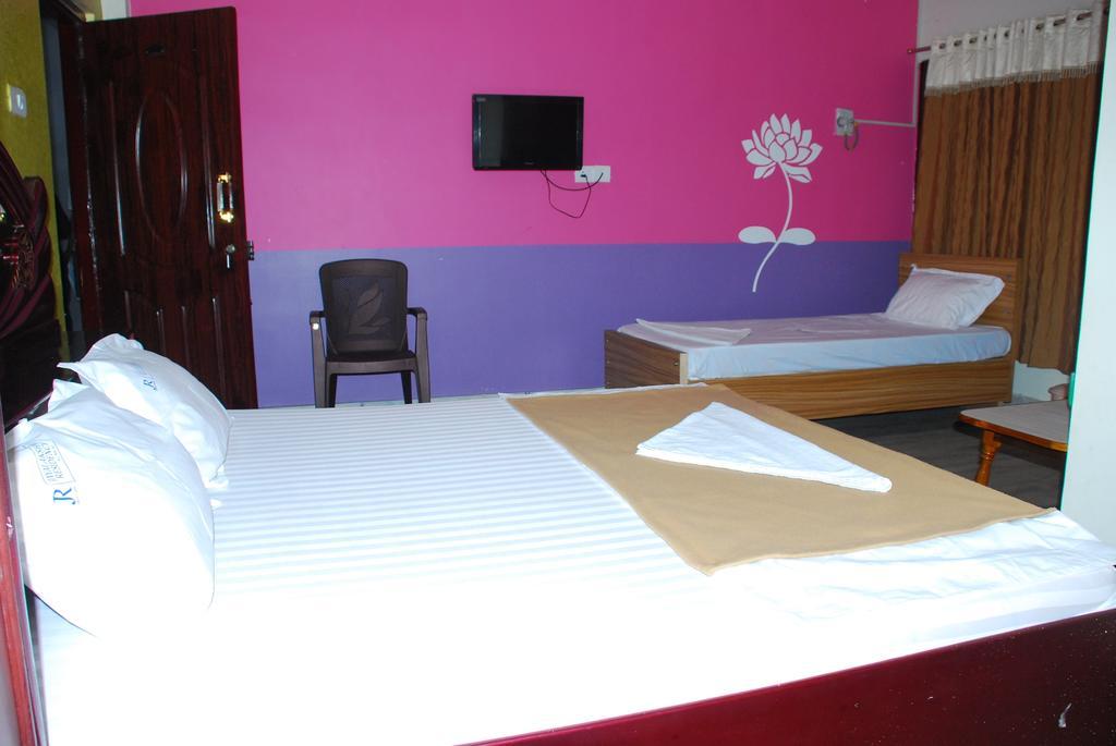 Jayalakshmi Residency Hotel Tirupati Kamer foto