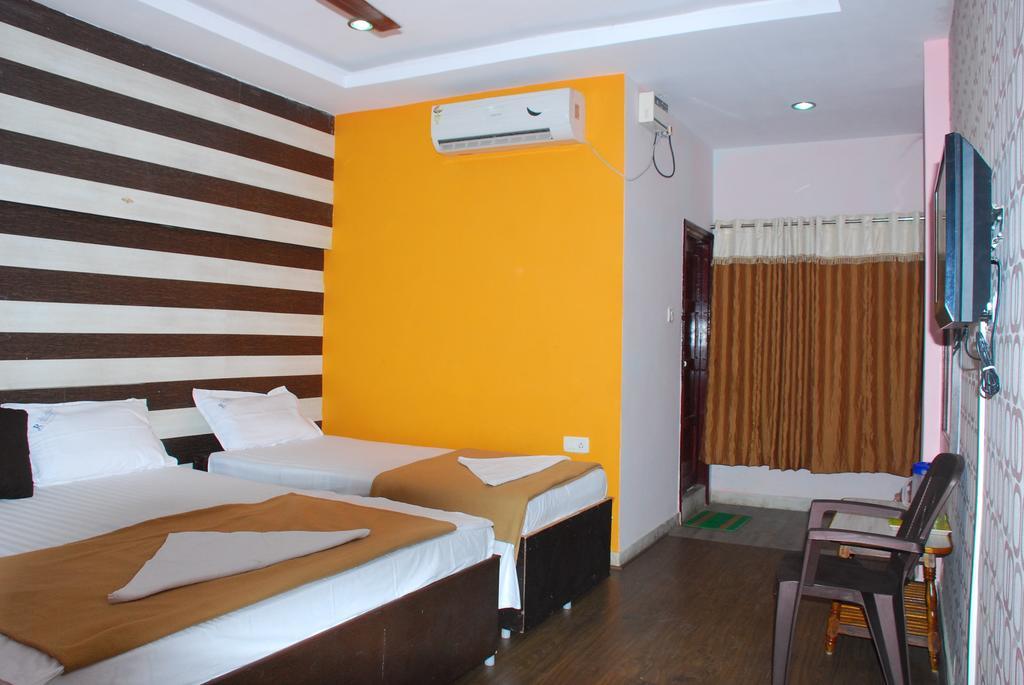 Jayalakshmi Residency Hotel Tirupati Kamer foto