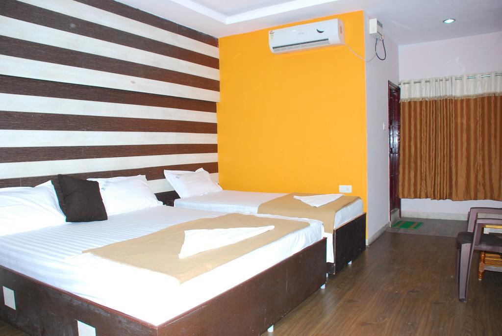 Jayalakshmi Residency Hotel Tirupati Kamer foto